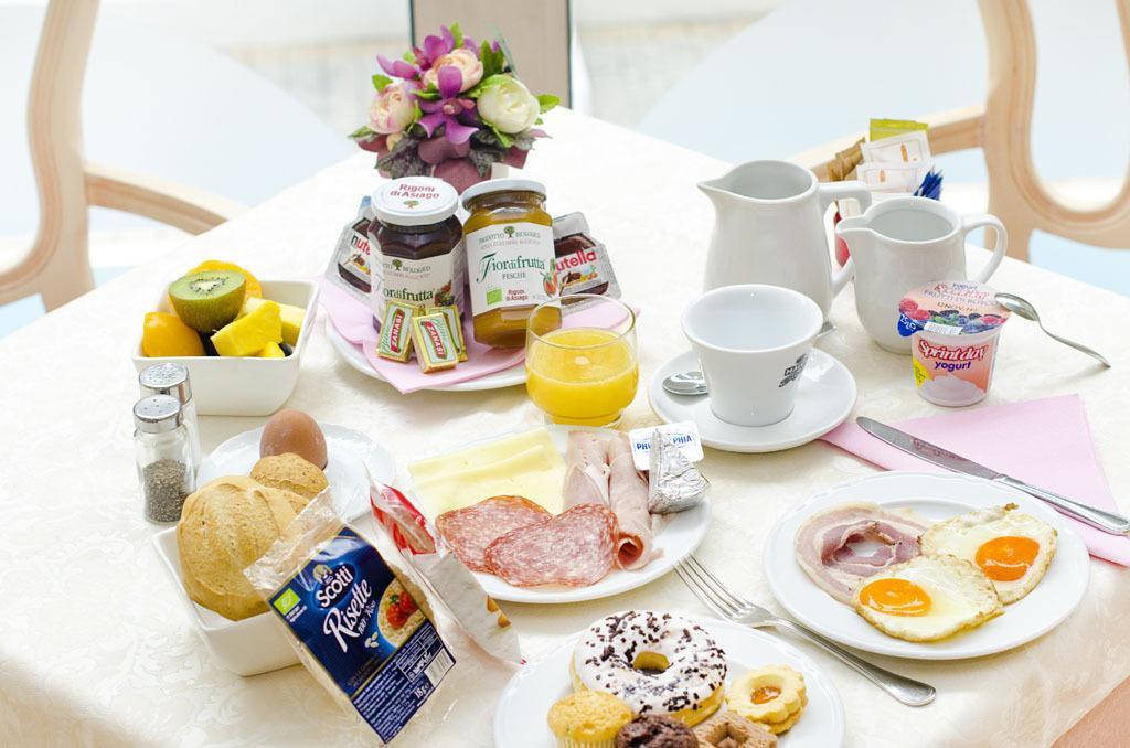 Hotel Royal Plaza Rimini Zewnętrze zdjęcie
